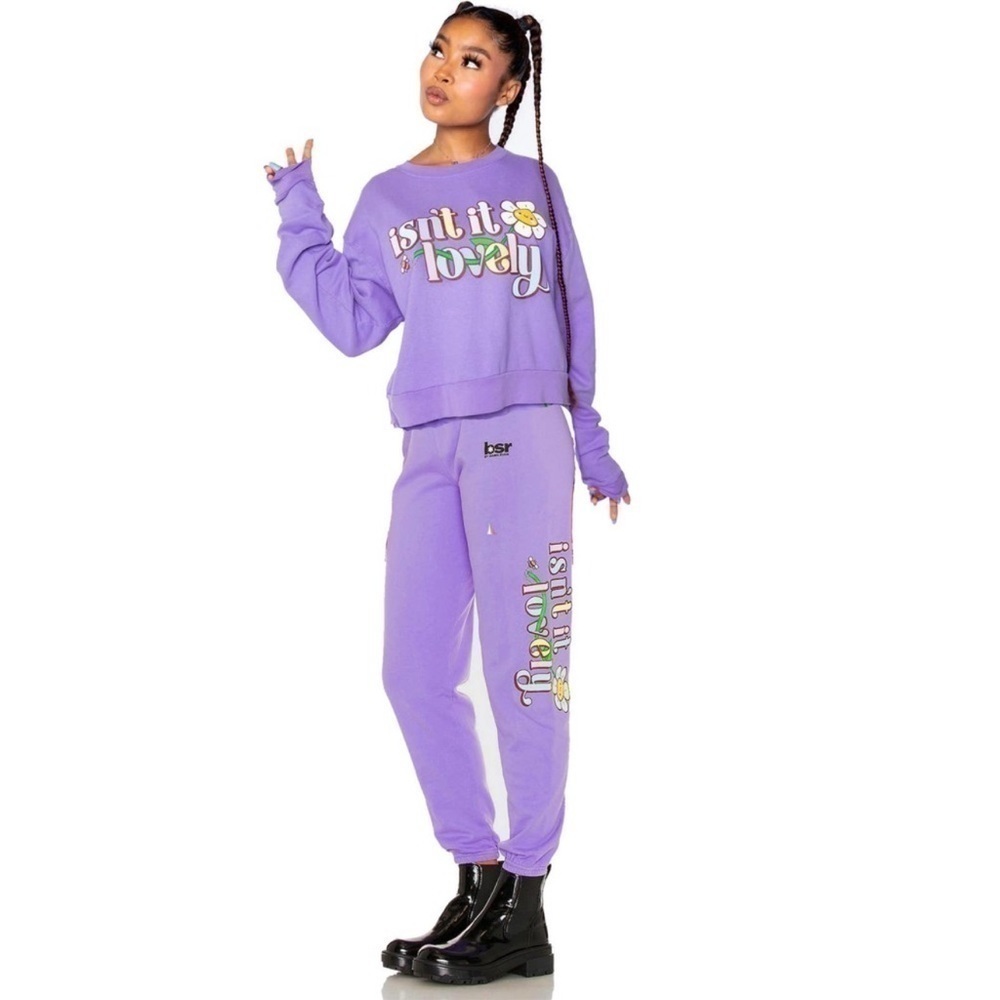 Sami Ryan sweatshirt 'isn't it lovely"purple crewneck - Picture 4 of 8